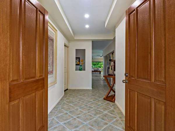 54 Falcon St, Bayview Heights - Thumbnail 3