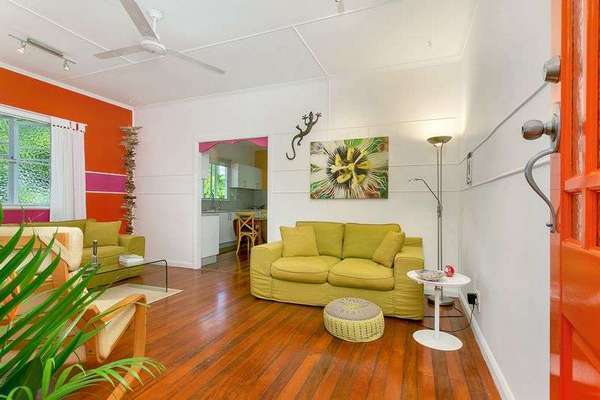 7 Gummow Cl, Whitfield - Thumbnail 4