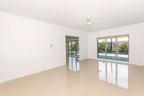 44 Canopy's Edge Boulevard, Smithfield - Thumbnail 7