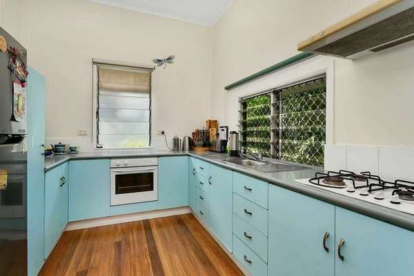 17 Charles St, Cairns North - Thumbnail 3