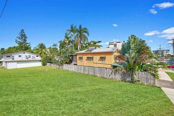 262 Lake Street, Cairns North - Thumbnail 3