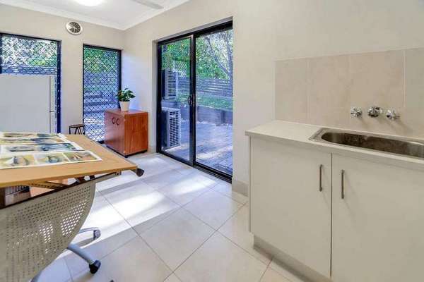 10 Whipbird Dr, Smithfield - Thumbnail 6