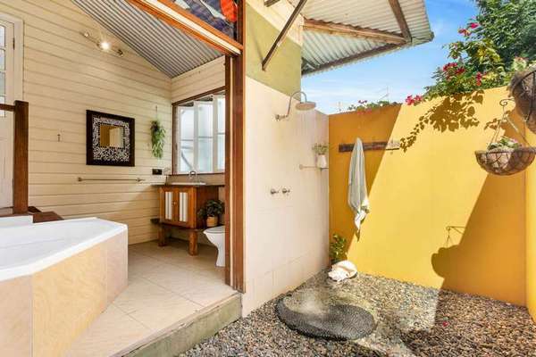 219 Harvey Rd, Redlynch - Thumbnail 6