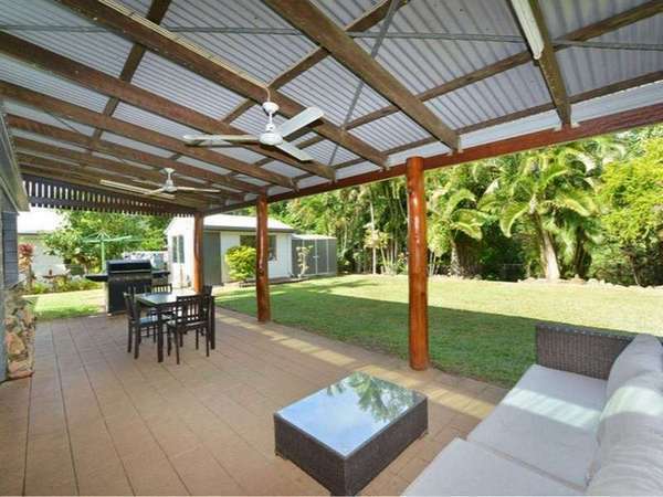 9 Damson Dr