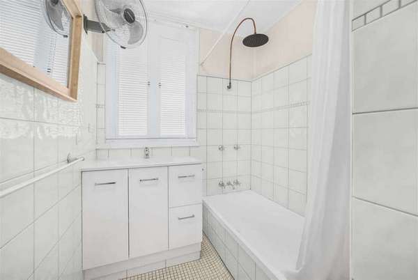 56 Gatton St, Parramatta Park - Thumbnail 8
