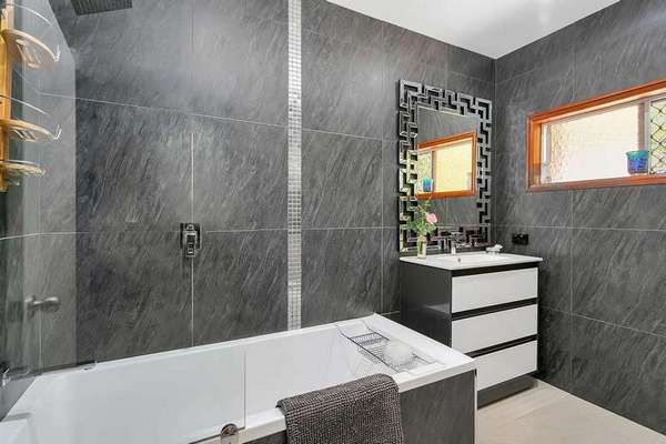 17-19 Robb Rd, Redlynch - Thumbnail 8