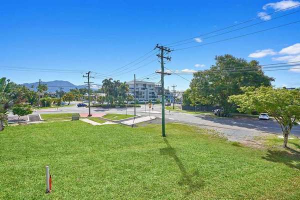 262 Lake Street, Cairns North - Thumbnail 4