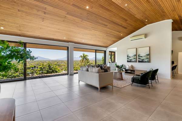 4 Price Close, Edge Hill - Thumbnail 7