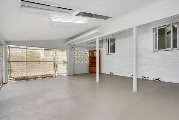 32 Morehead St, Bungalow - Thumbnail 5