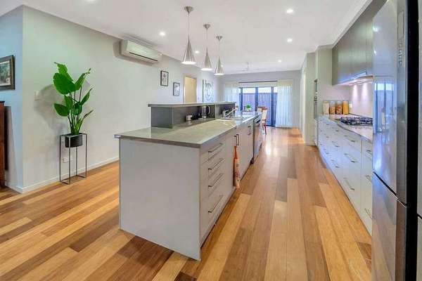 10 Whipbird Dr, Smithfield - Thumbnail 5