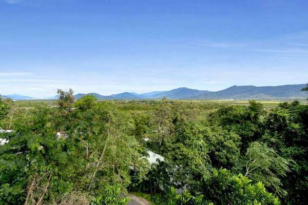 18 Dowsett Close, Yorkeys Knob - Thumbnail 4