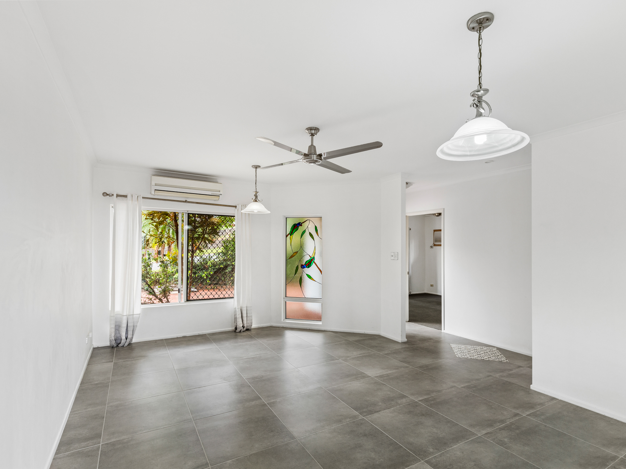 8 Guthrie Close, Bentley Park - Thumbnail 5