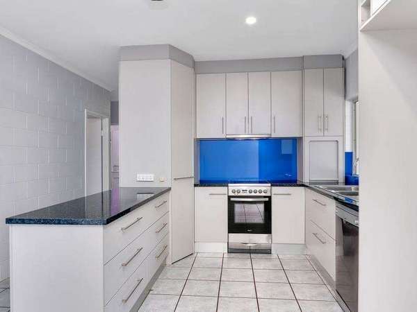 31 Sirius Street, Bentley Park - Thumbnail 3