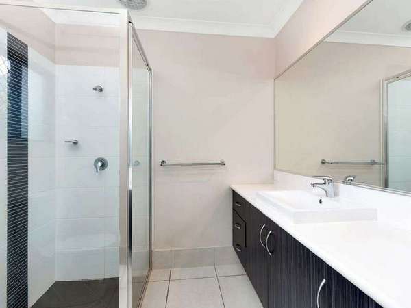 1/157 Isabella Road, Edmonton - Thumbnail 3