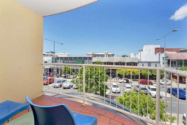 13/71-75 Lake Street, Cairns City - Thumbnail 2