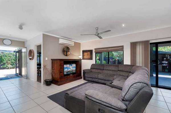 22 Pollock Close, Bentley Park - Thumbnail 6