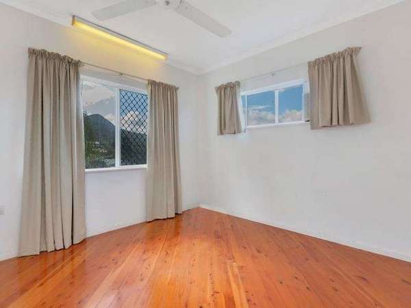 11 Allinga Close, Bentley Park - Thumbnail 4