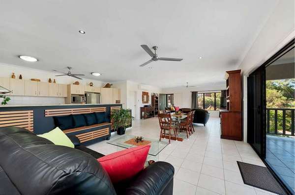 13 Levuka Street, Mount Sheridan - Thumbnail 2