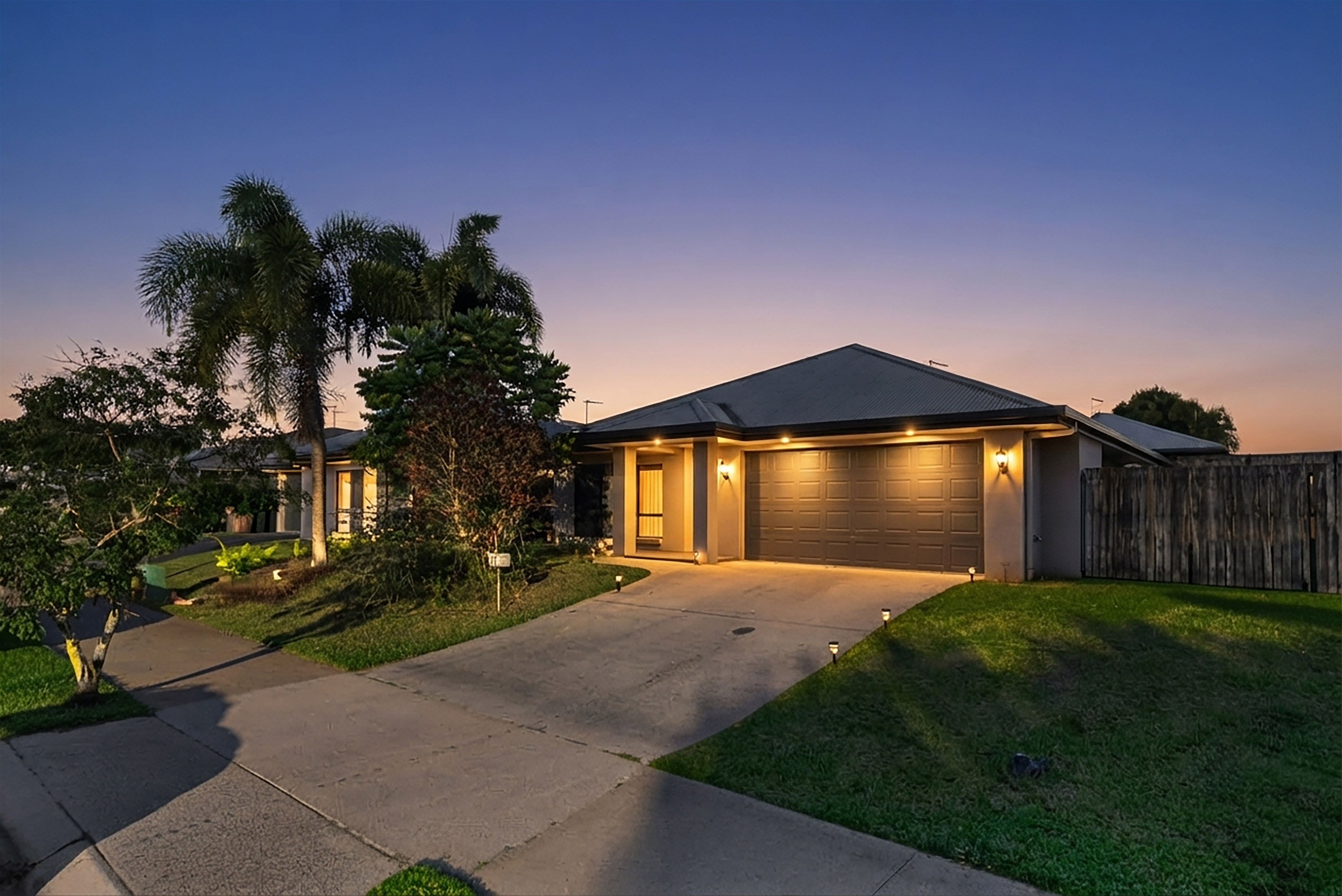 38 Slipper Street, Edmonton - Image 1