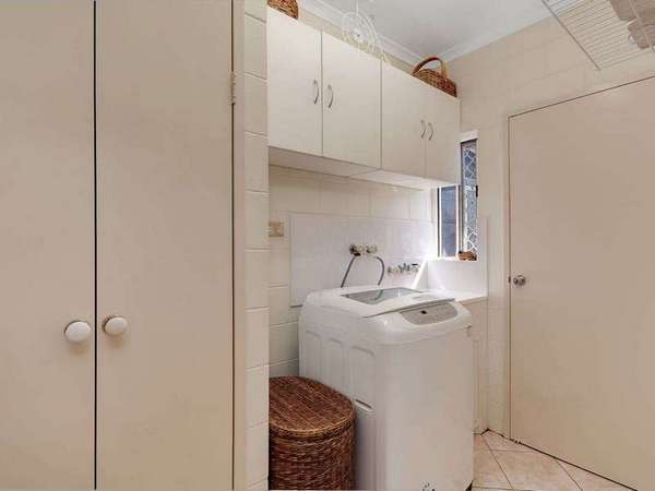 34 Mercurio Street, White Rock - Thumbnail 4