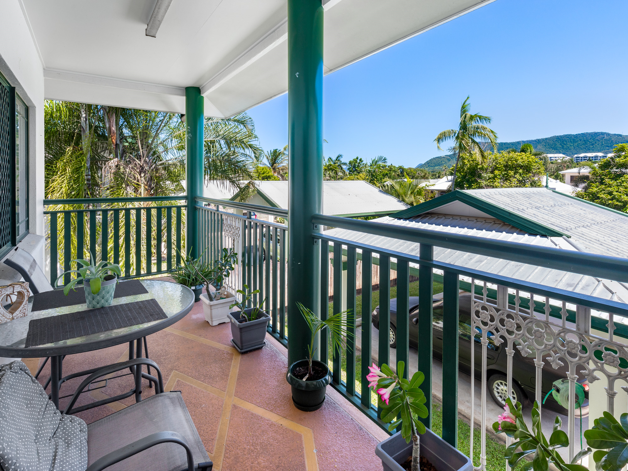 4/7 Ingham Court, Mooroobool - Thumbnail 2