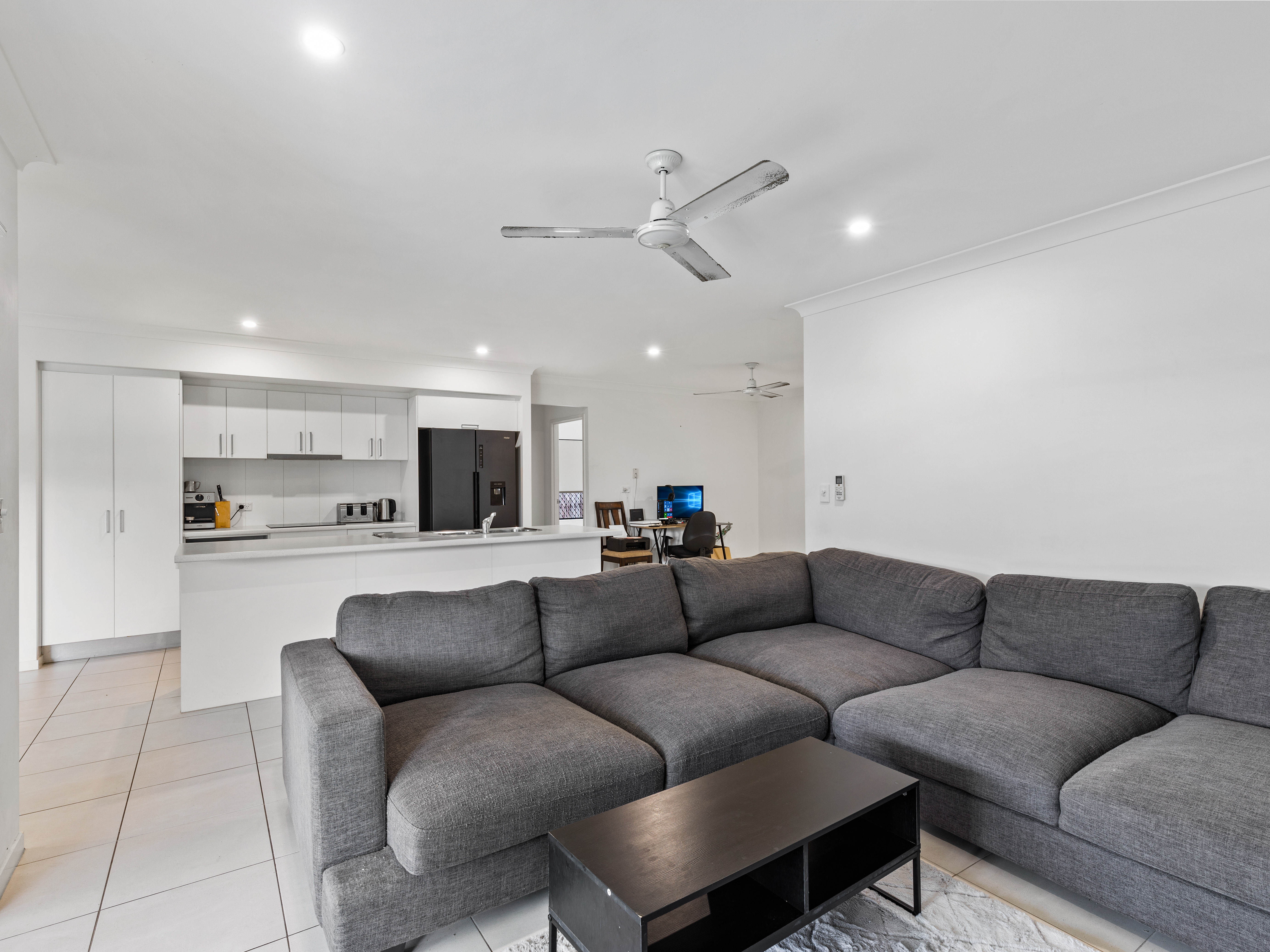 5 Bronson Street, White Rock - Thumbnail 4
