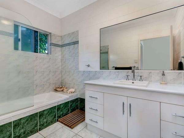 7 Byers Street, Edmonton - Thumbnail 4