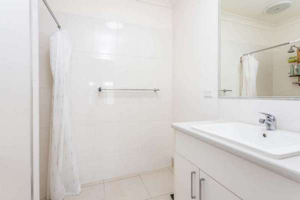 5 Bronson Road, White Rock - Thumbnail 7