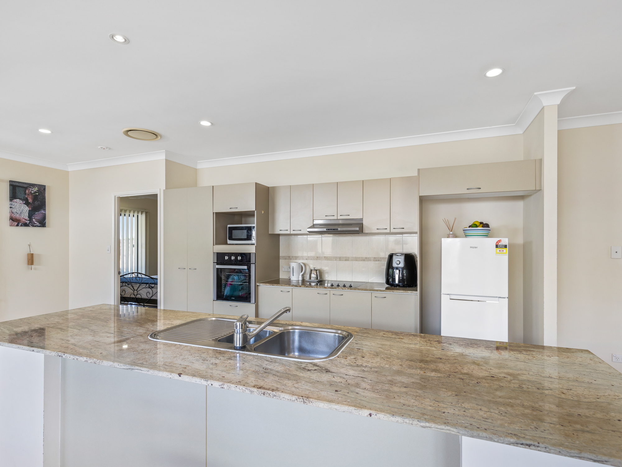 60 Cooktown Road, Edmonton - Thumbnail 7