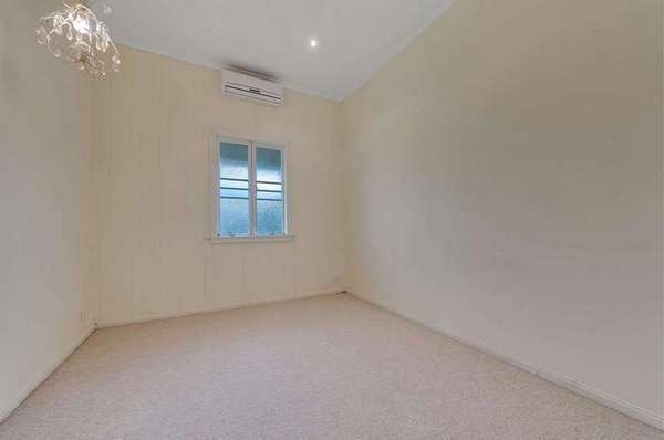 32 MacIlwraith Street, Manoora - Thumbnail 5