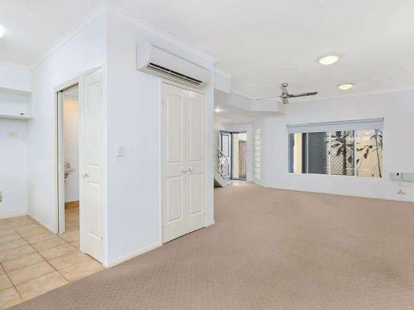 8/64 Charles Street, Manunda - Thumbnail 2