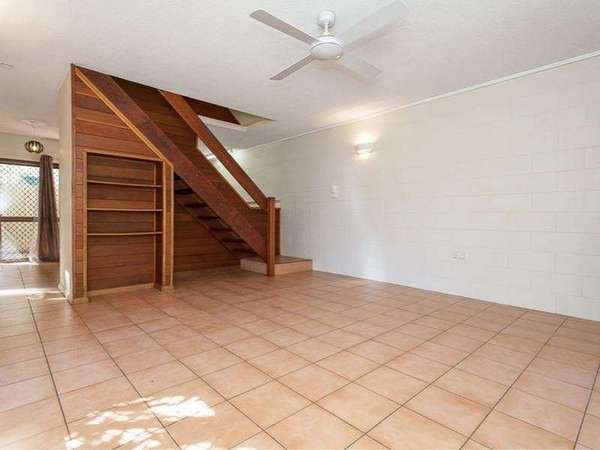 1/15 Rigg Street, Woree - Thumbnail 3