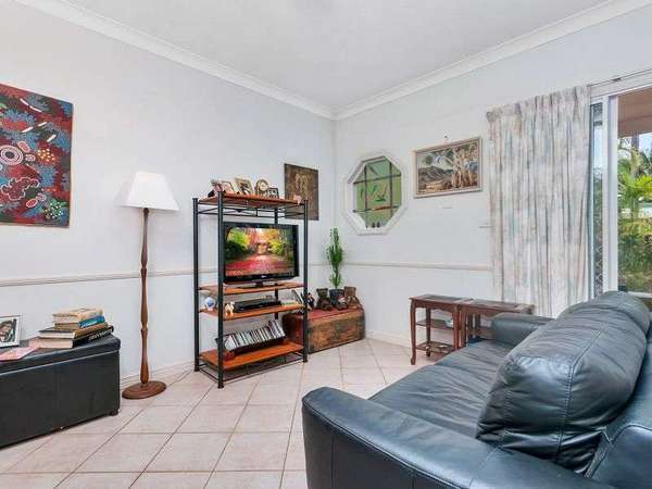 2/95 Moore Street, Trinity Beach - Thumbnail 4