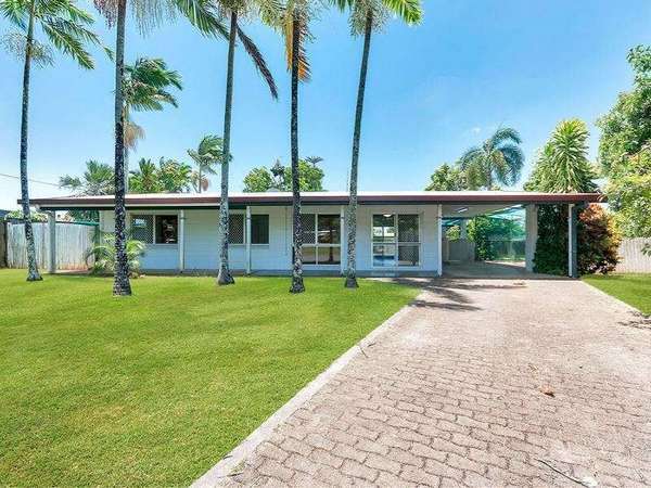 7 Etna Close, Woree - Image 1