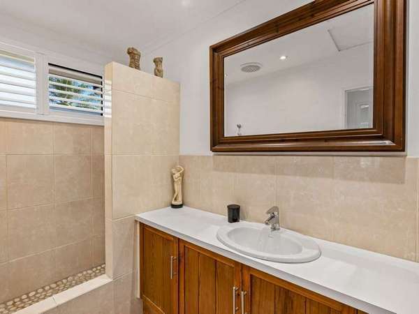 2/5 Bulolo Close, Trinity Beach - Thumbnail 8