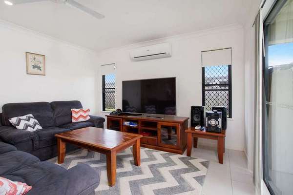 5 Bronson Road, White Rock - Thumbnail 4