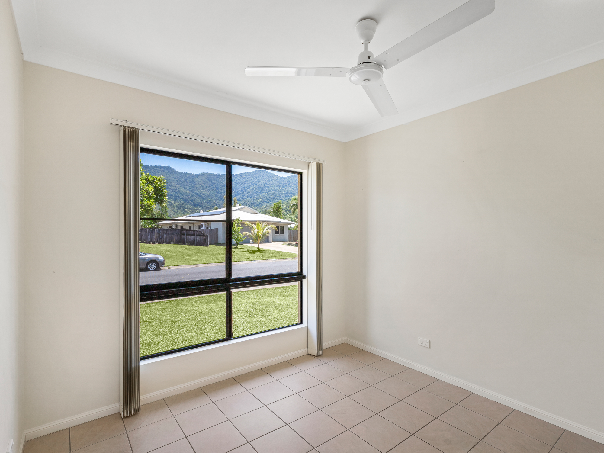 60 Cooktown Road, Edmonton - Thumbnail 4