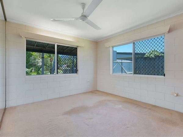 7 Etna Close, Woree - Thumbnail 8