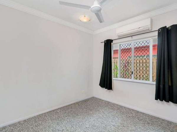 19 Myrtle Close, Mount Sheridan - Thumbnail 7