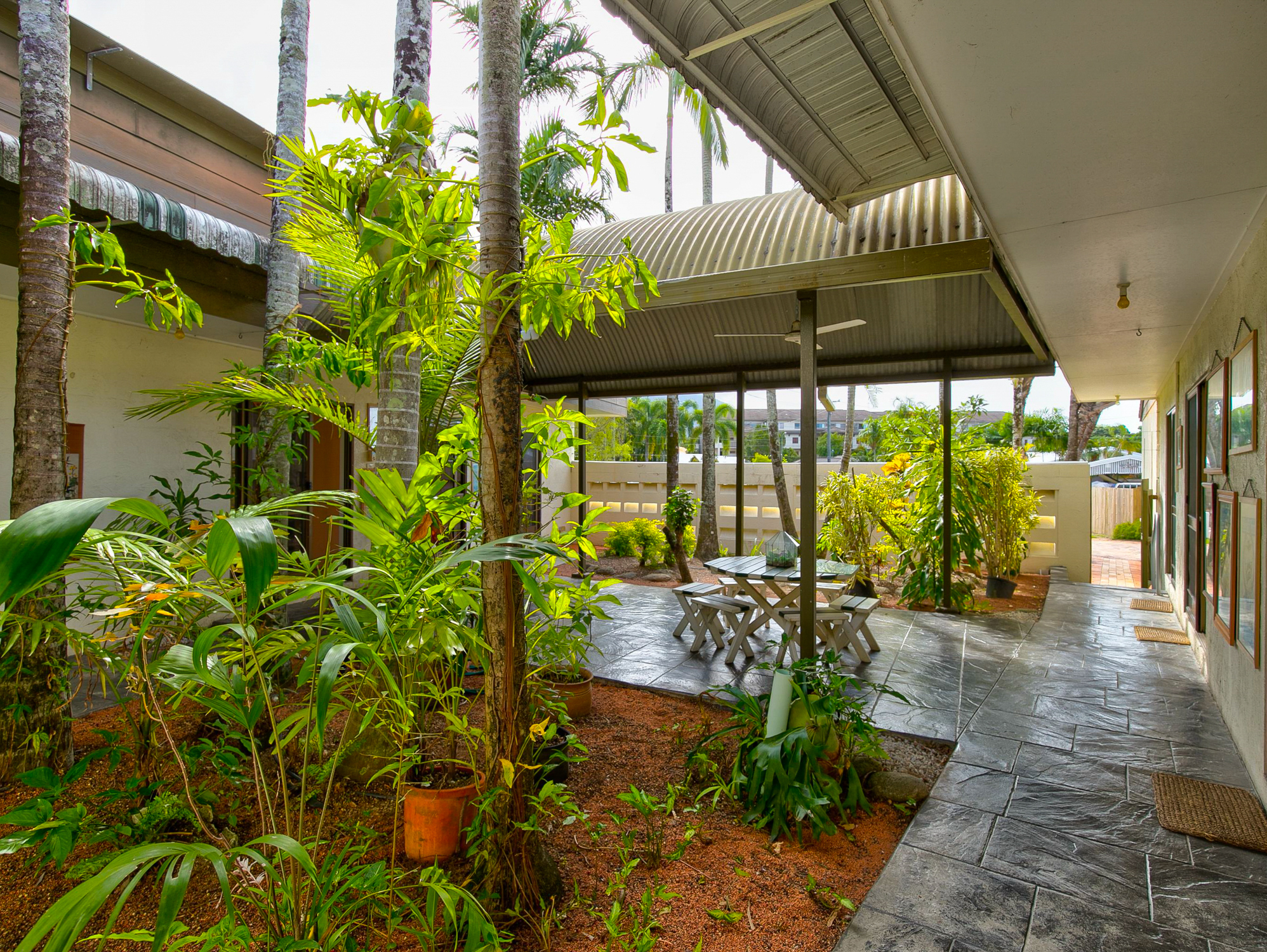 2 Michaelmas Close, Clifton Beach - Thumbnail 3