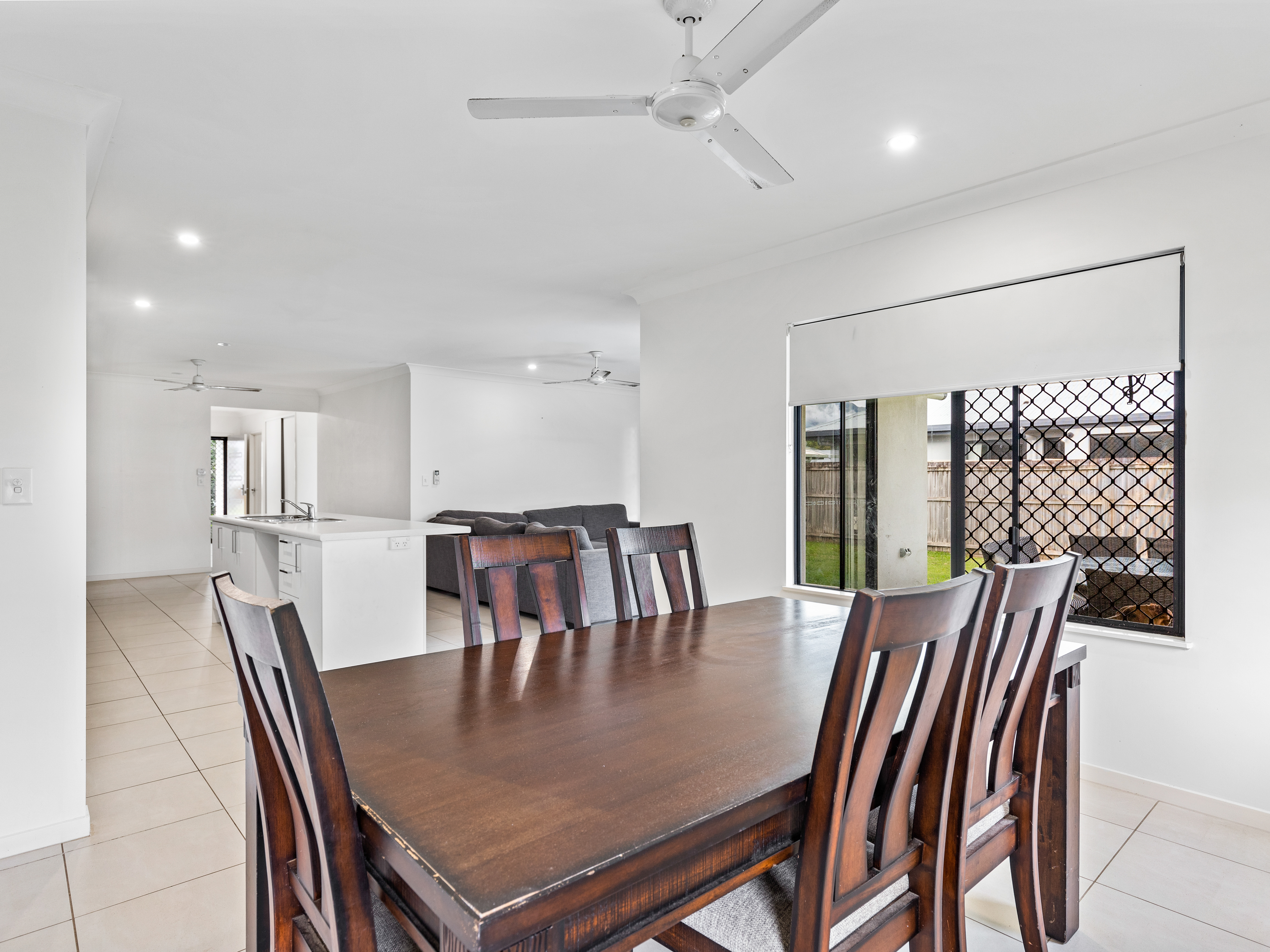 5 Bronson Street, White Rock - Thumbnail 3