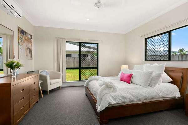 8 Frank St, Redlynch - Thumbnail 2