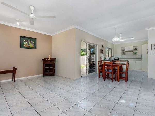 7 Byers Street, Edmonton - Thumbnail 2