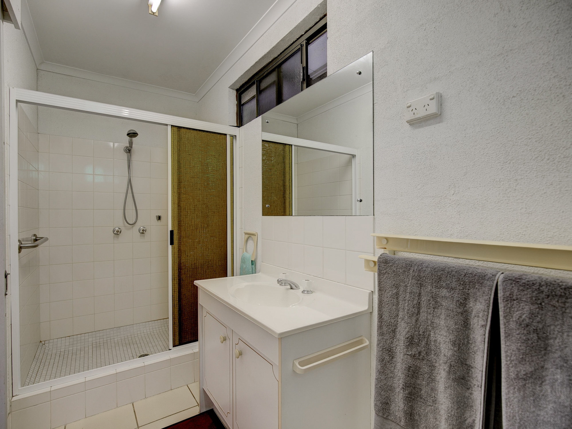 2 Michaelmas Close, Clifton Beach - Thumbnail 8