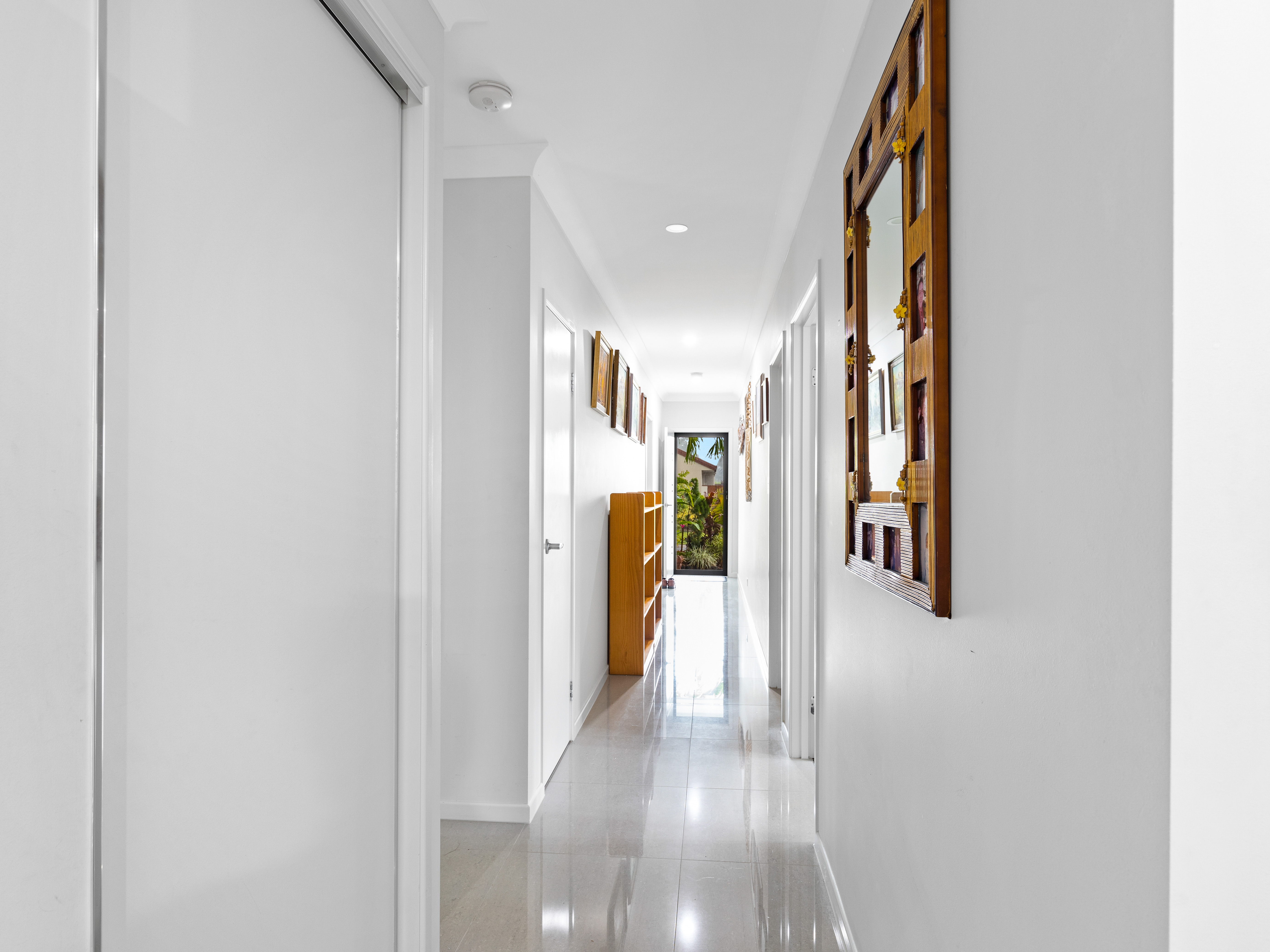 7 Singleton Close, Smithfield - Thumbnail 3