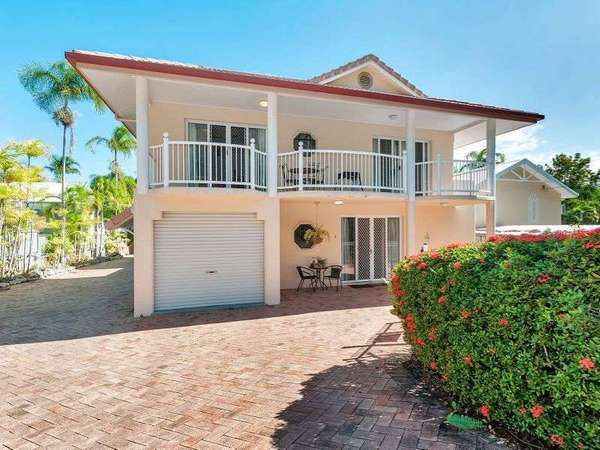 1/95 Moore Street, Trinity Beach - Image 1