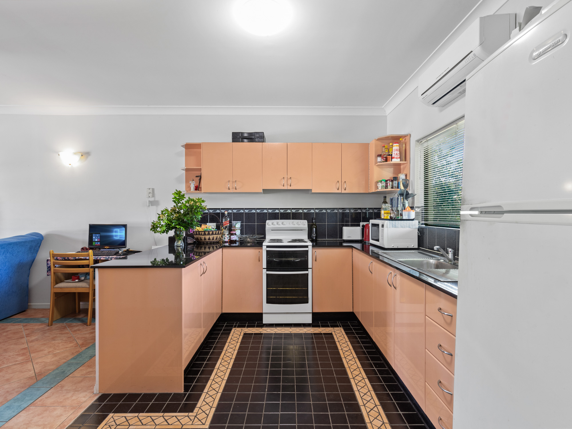 4/7 Ingham Court, Mooroobool - Thumbnail 6
