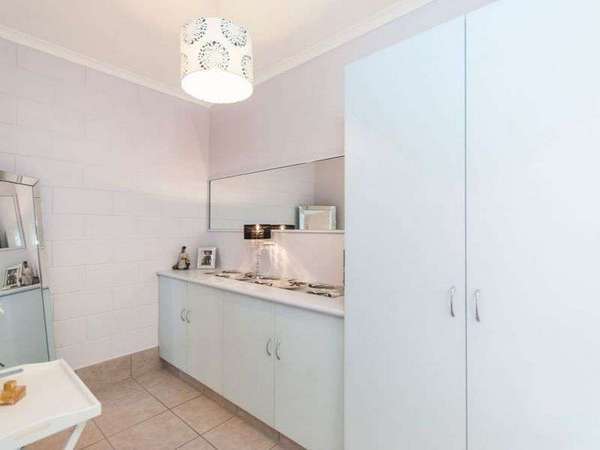 8/31 Lake Placid Road, Caravonica - Thumbnail 6