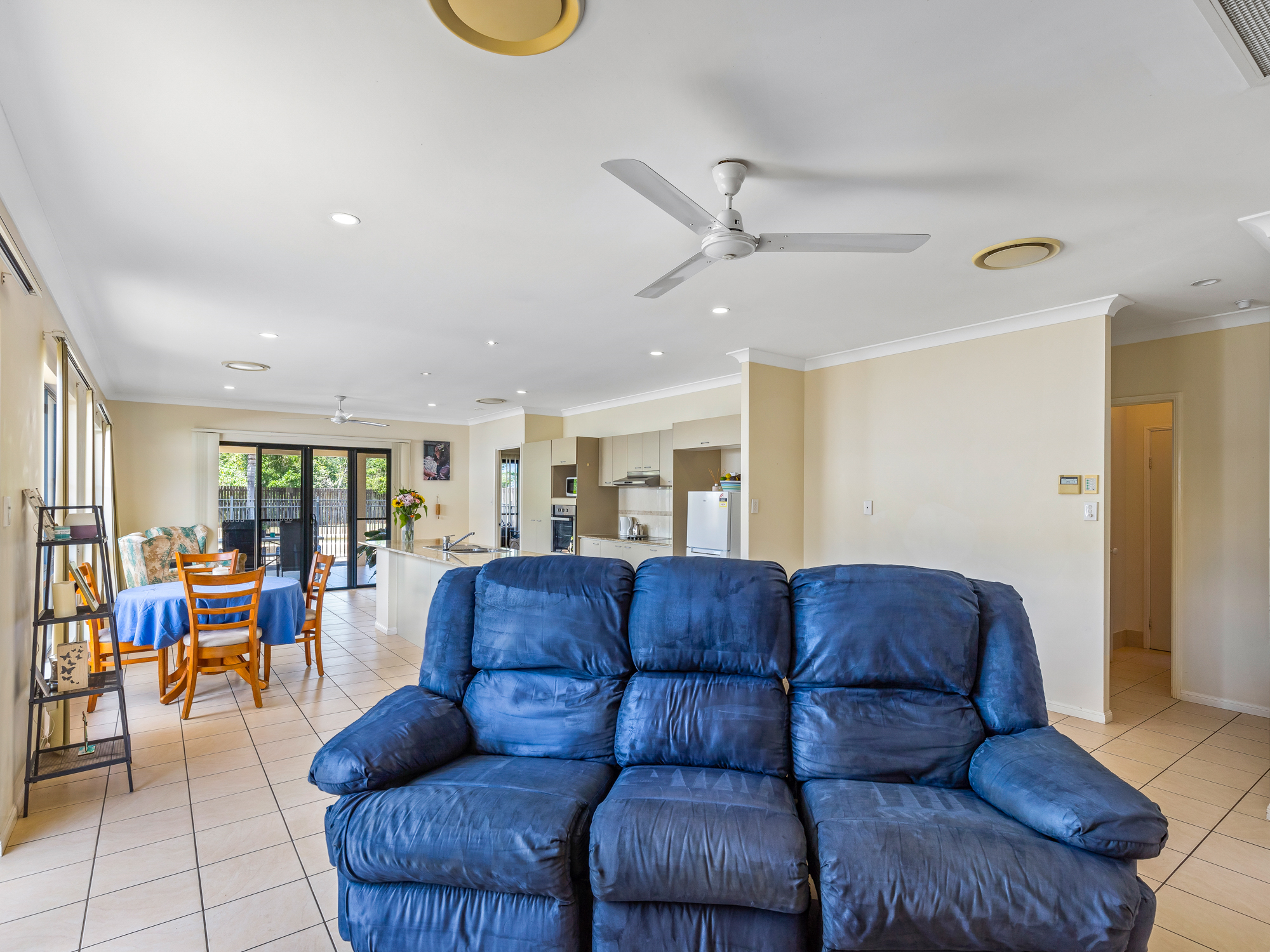 60 Cooktown Road, Edmonton - Thumbnail 5