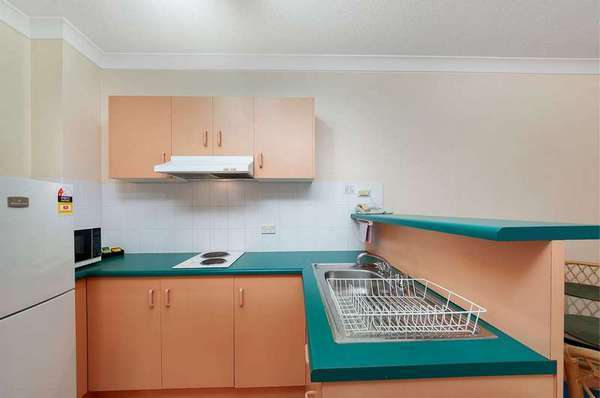 5 & 2/184 McLeod St, Cairns North - Thumbnail 2